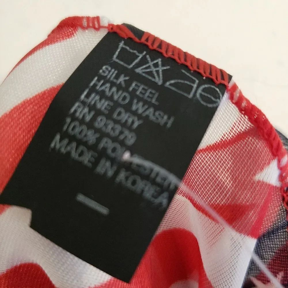 Patriotic Patterned Scarf - Picture 2 of 2